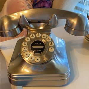 Vintage inspired land phone. Fully functional